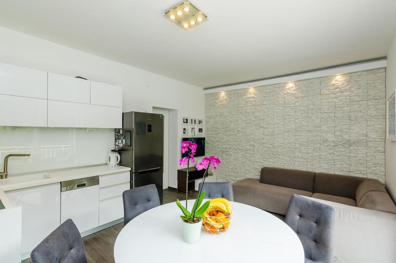 Apartment Lise Mokosica Dubrovnik Eksteriør billede