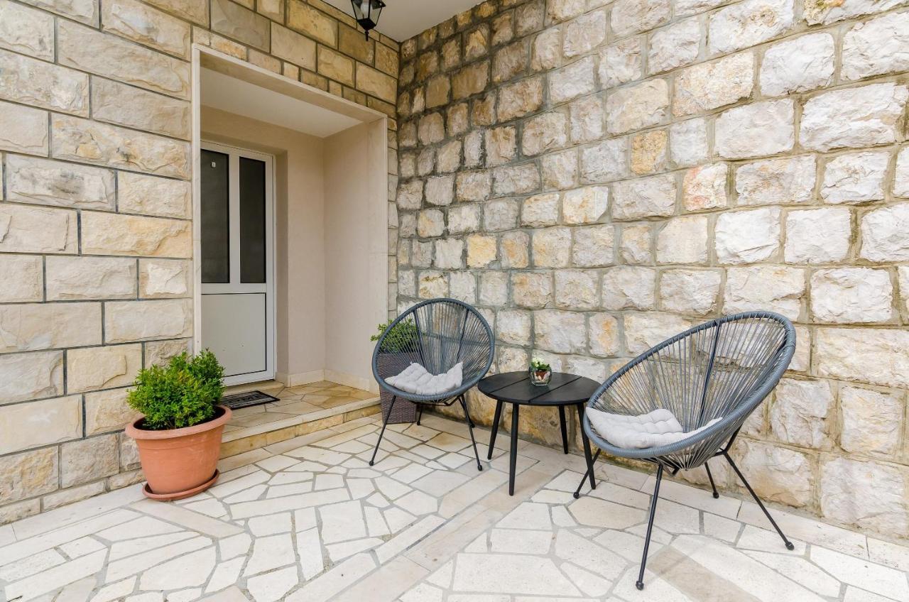 Apartment Lise Mokosica Dubrovnik Eksteriør billede